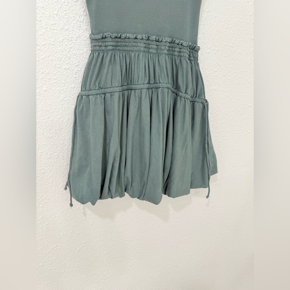 Daily Practice by Anthropologie Mini Bubble Dress
Ribbed Solid Smocked Sz S - Picture 14 of 14